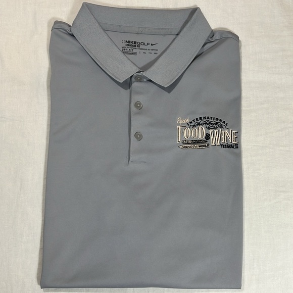 Disney’s 2018 EPCOT Food & Wine Festival Nike Dri Fit Polo - Picture 4 of 9
